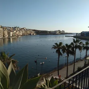 Maison d'hôtes Seafront Akwador