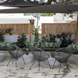 https://mytheo.hotels-in-mykonosisland.net